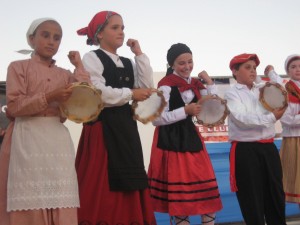 Kids learned to play the pandero