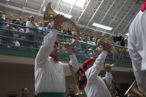 A crowd watches the klika at the Basque Cultural Center.