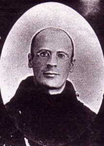 Fr. Leo Gariador