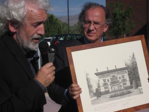 Co-director Joseba Zulaika receives artwork donated by Basque government