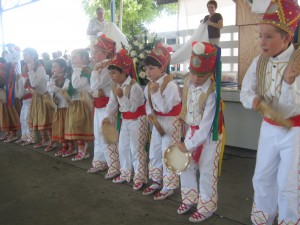 A tambourine dance was incorporated after Udaleku.